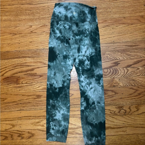 Lululemon Tie-Dye Leggings - Picture 1 of 3